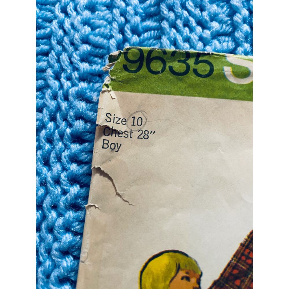 Simplicity 9635 Childs robe pattern - Picture 2 of 5